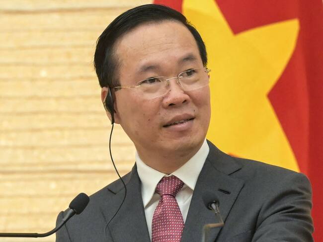 El dimitido presidente de Vietnam, Vo Van Thuong, durante una visita oficial a Japón habla ante la prensa en la ciudad de Tokio.
