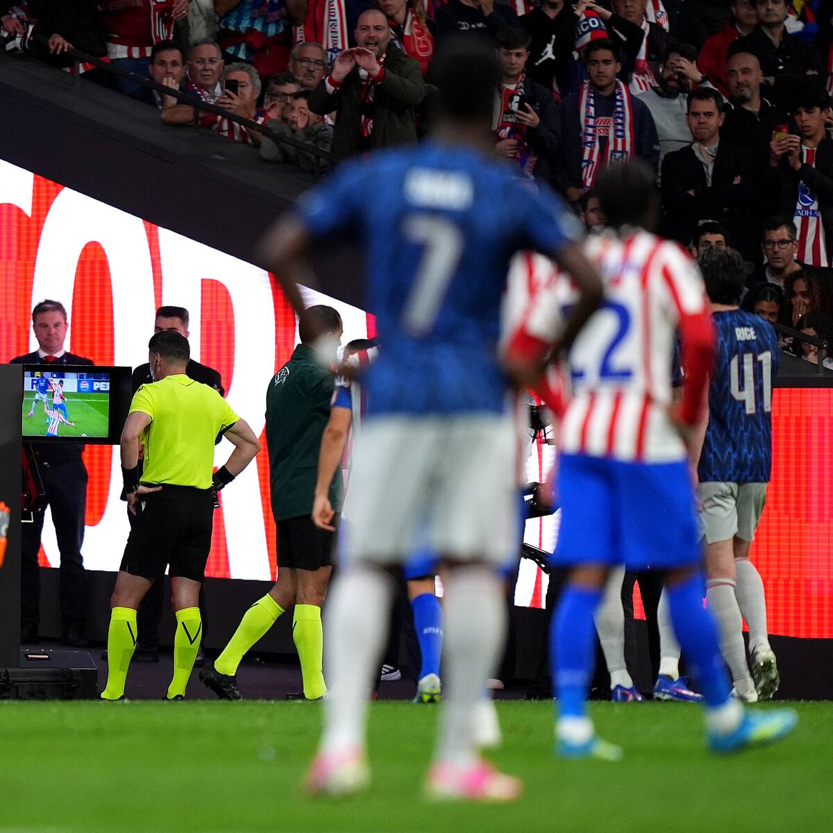 Semifinal abierta: Atlético de Madrid y Arsenal igualan en la Champions con el VAR como protagonista