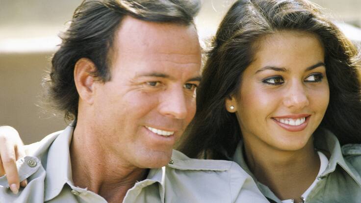 “Cuando se trata de Julio Iglesias, todo está relacionado con el sexo”: reflotan declaraciones de la expareja del cantante