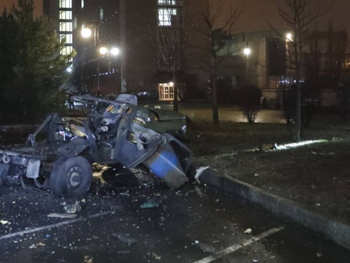 Automóvil explotó afuera de sede de gobierno de Donetsk y separatistas prorrusos acusan atentado con coche bomba