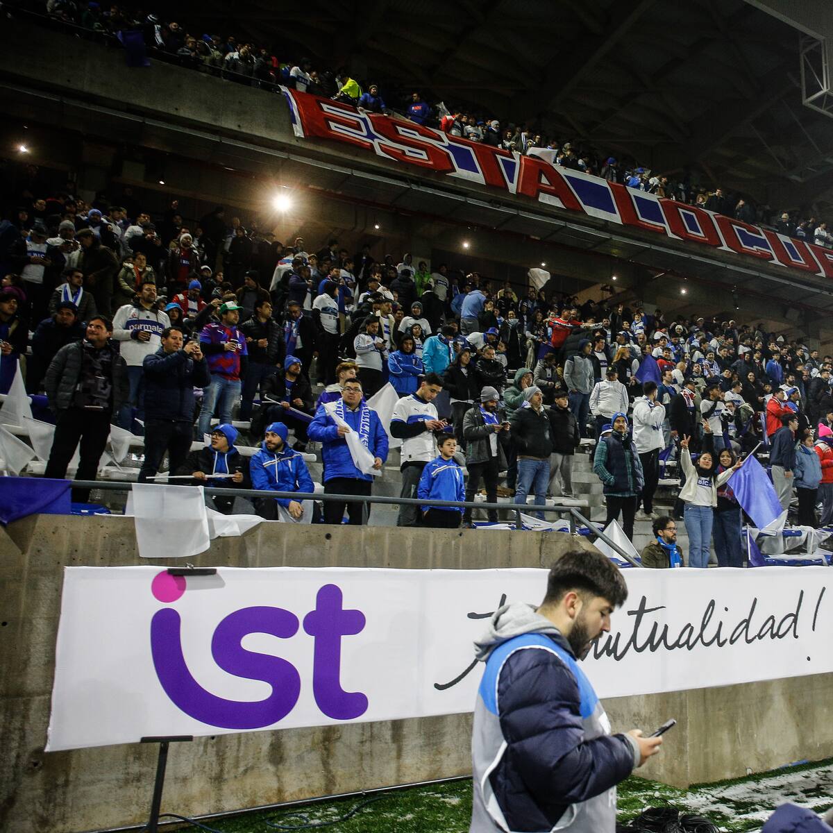 “Volvió la foto”: la íntima celebración de la UC en su nuevo Claro Arena