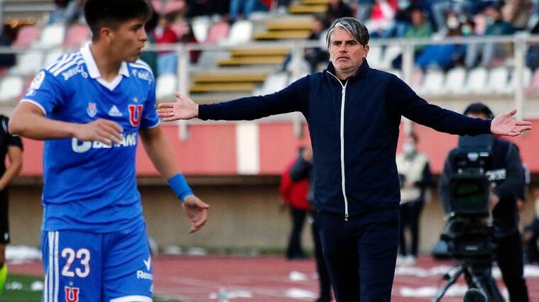 Parte del directorio de Azul Azul analiza una eventual salida de Diego López