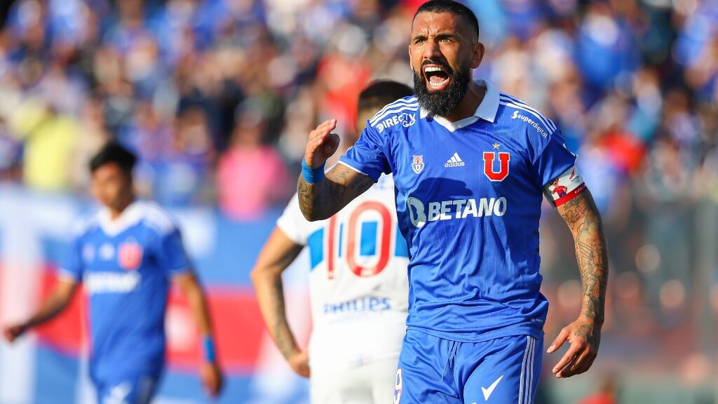 Ronnie Fernández queda fuera de la citación de la U para enfrentar a Huachipato