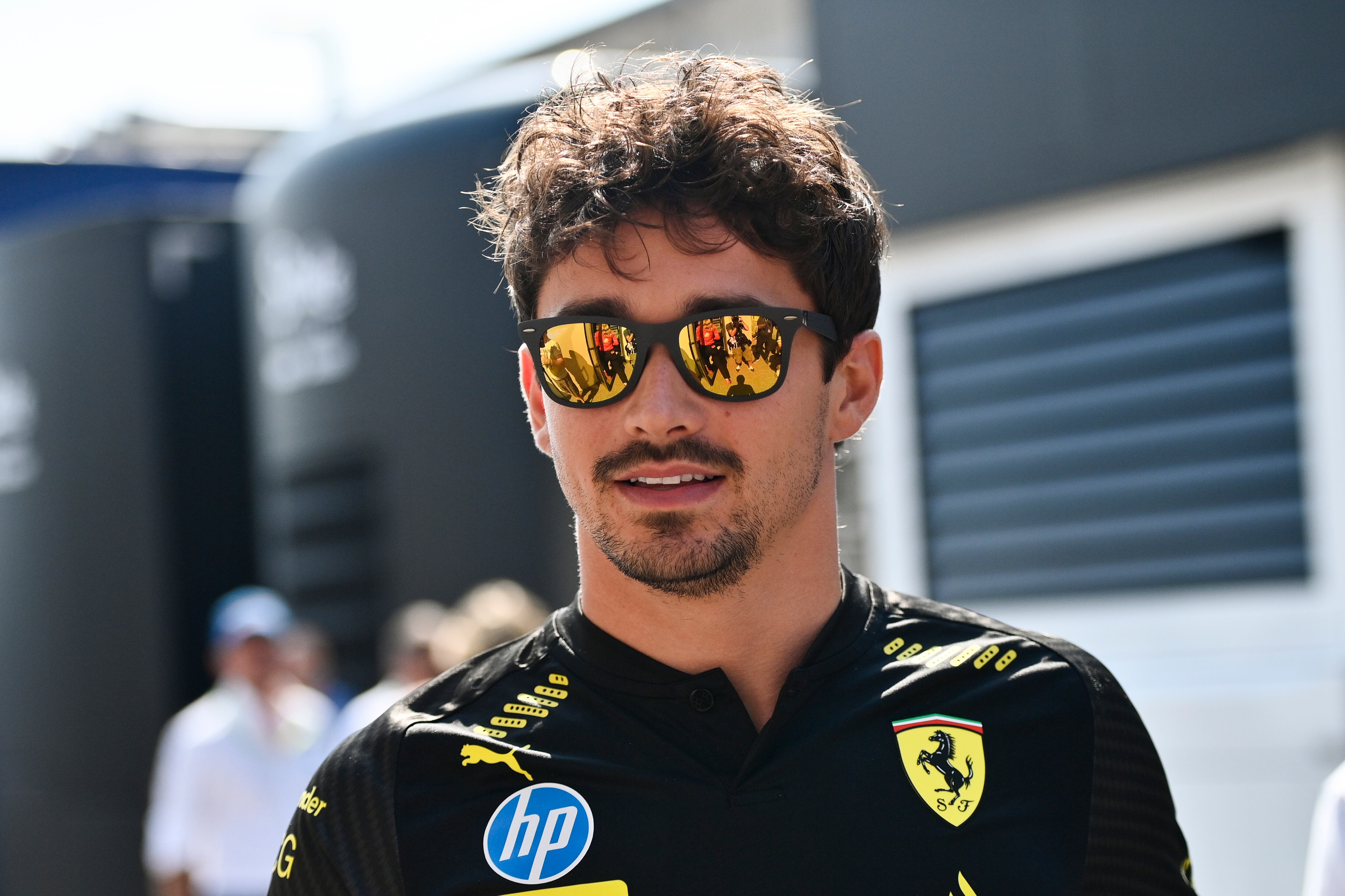 ¿No se mide lento? El insólito accidente de tráfico que protagonizó Charles Leclerc en las calles de Mónaco | Getty Images