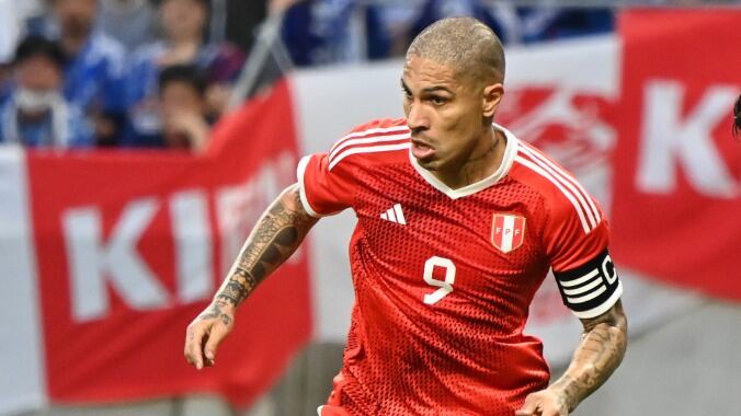 Paolo Guerrero reconoce un acercamiento de Colo Colo y destaca a Carlos Palacios: "Con el tiempo irá mostrando su calidad"