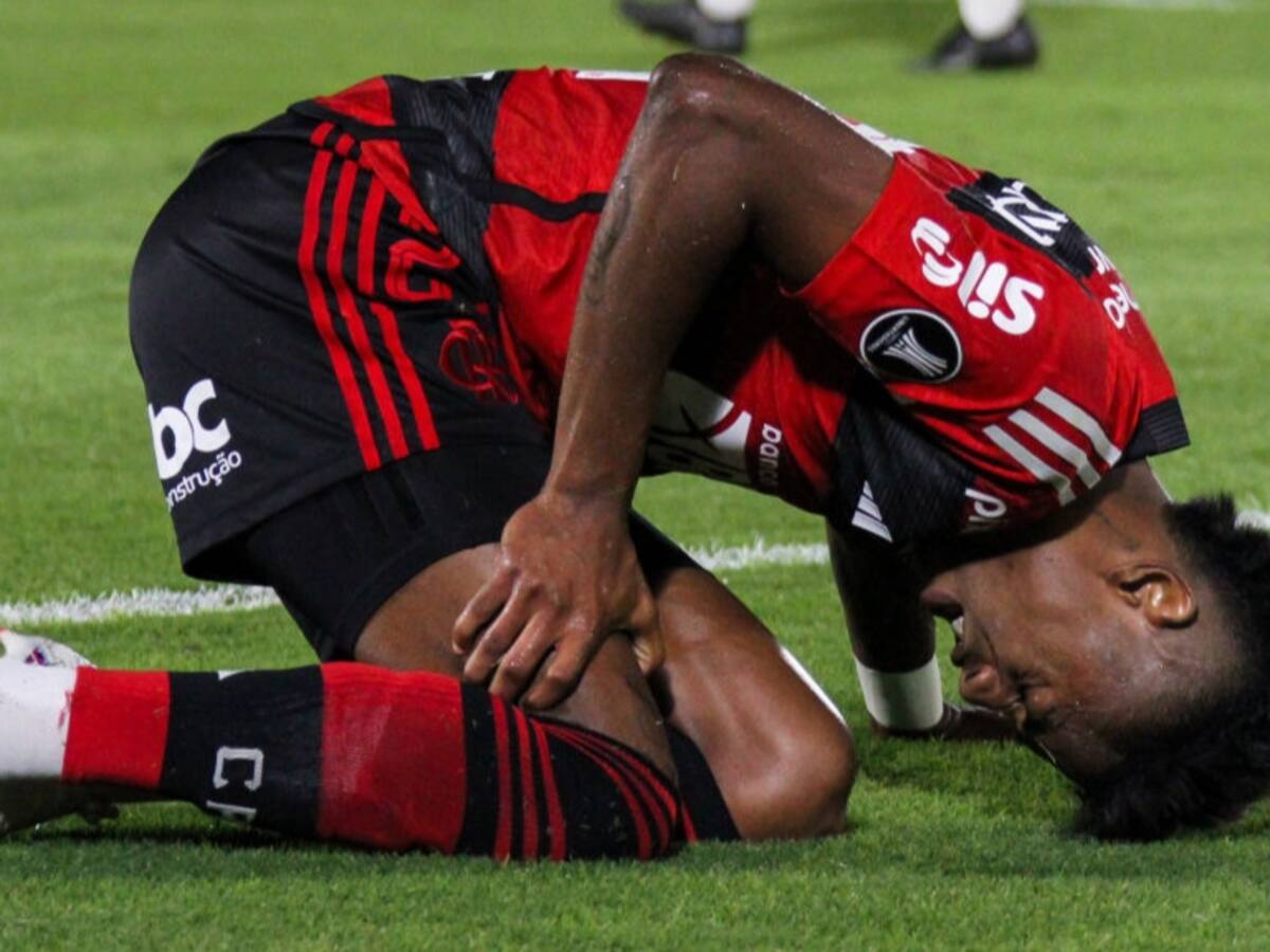 El duro recibimiento al plantel de Flamengo tras quedar eliminados de Copa Libertadores
