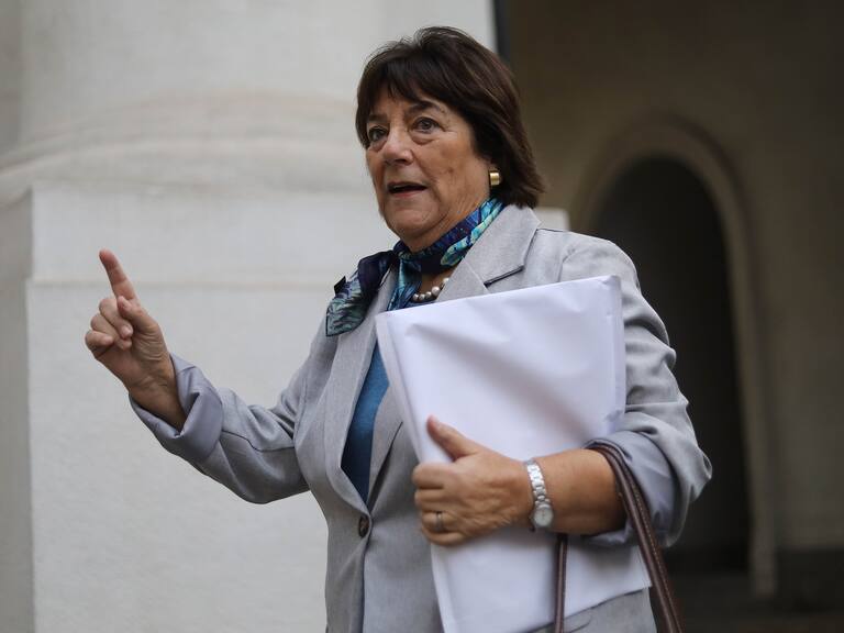 Entrevista a Adriana Delpiano, ministra de Defensa - ADN Hoy