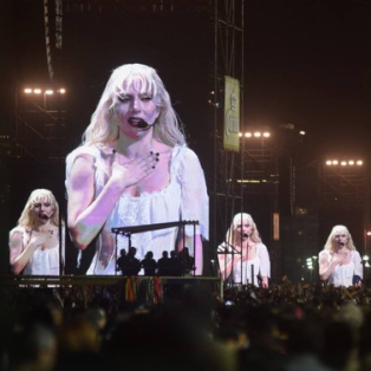 ¡Cerca de dos millones de personas! Lady Gaga enciende Copacabana con histórico y masivo concierto gratuito