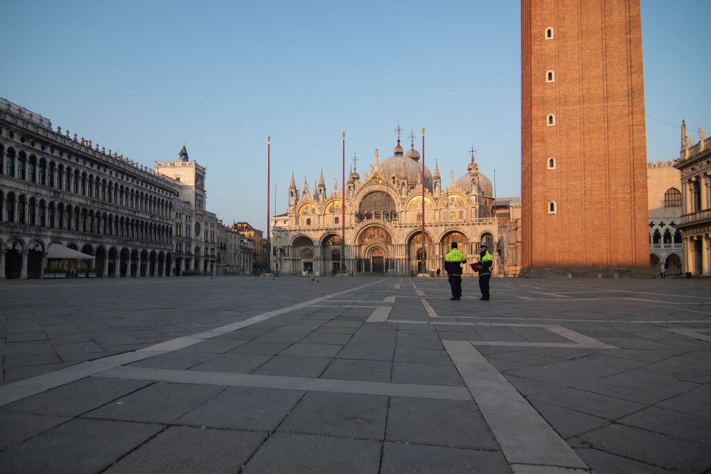 Las calles vacías en la turística ciudad de Venecia en Italia