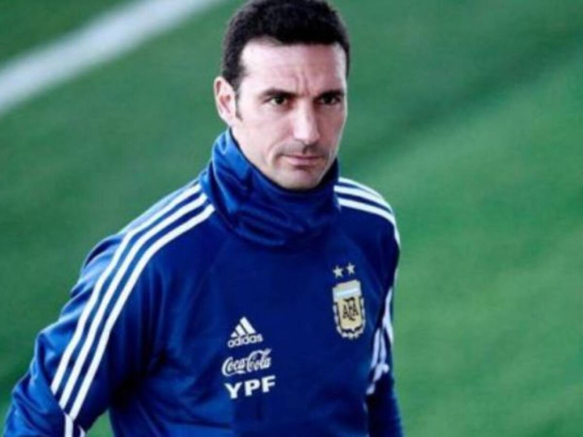 Lionel Scaloni anunció que no viajará al partido ante Chile en Calama debido al covid-19