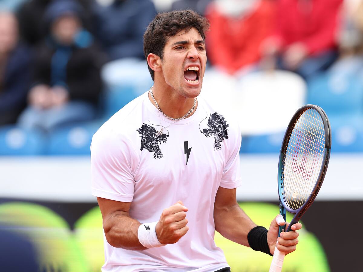 Cristian Garín elimina a Tomás Barrios con notable remontada y queda a un paso de clasificar en Wimbledon