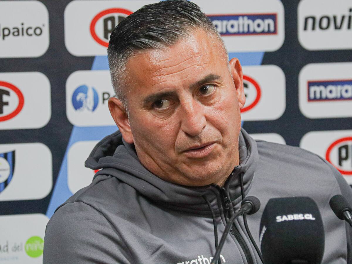 Jaime García defiende los títulos de entrenador para la “Generación Dorada”: “Acá reciben técnicos con cursos de tres meses en Argentina”