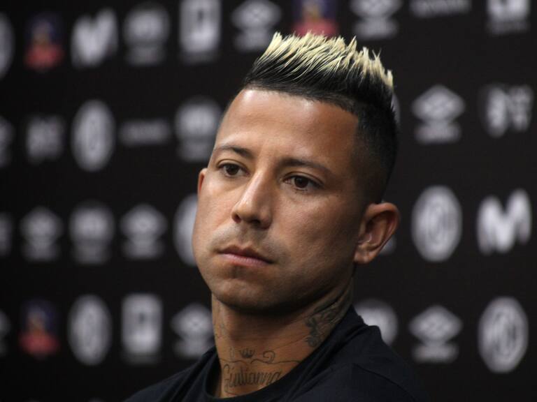 Vicepresidente CSD Colo-Colo: La camiseta no puede significar impunidad en cualquier tipo de materia