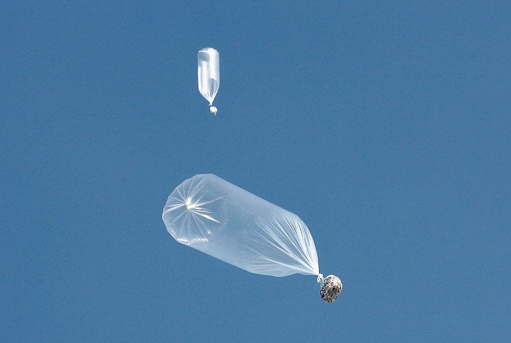 Desertores de Corea del Norte lanzan desde el Sur globos con mensajes contra el régimen de Kim Jong Un.