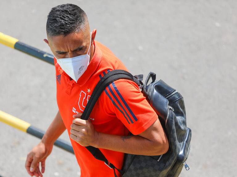 Osvaldo González en su despedida de la U: «Siento que no me merecía ir peleando el descenso»