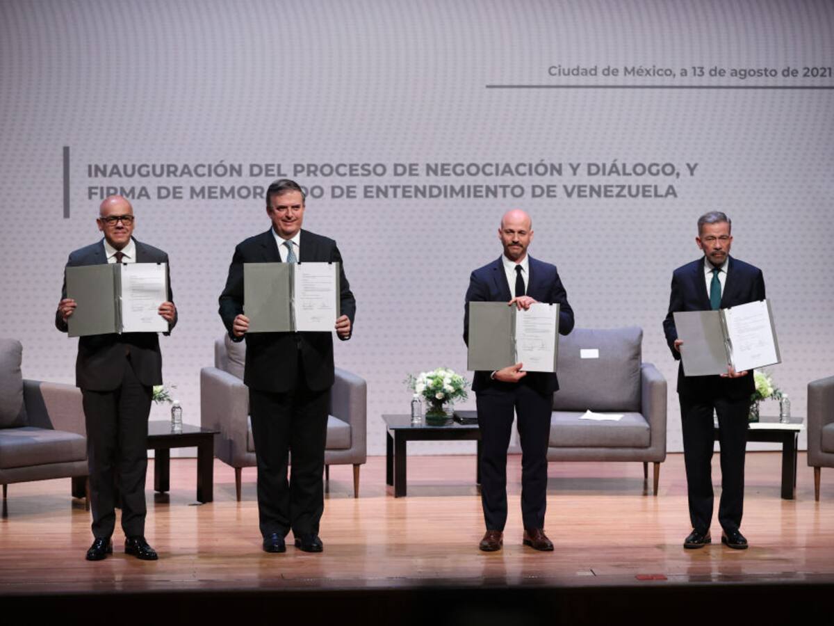 Gobierno de Venezuela y la oposición comenzaron el diálogo en territorio mexicano