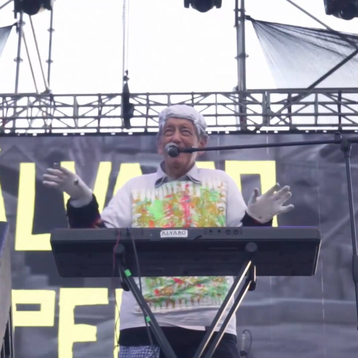Luto en la música: muere la leyenda del punk chileno Álvaro Peña a los 82 años