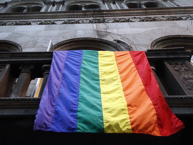 Organismo de gobierno se disculpó por preguntar si la homosexualidad era una condición o una orientación