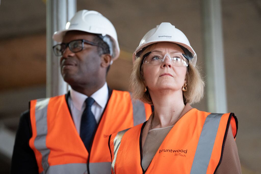 La primer ministra británica  Liz Truss y el exministro Kwasi Kwarteng