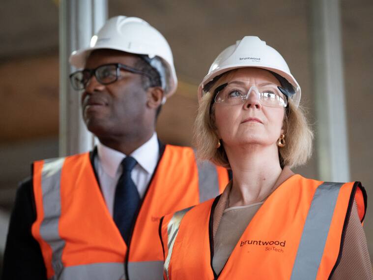 La primer ministra británica Liz Truss y el exministro Kwasi Kwarteng