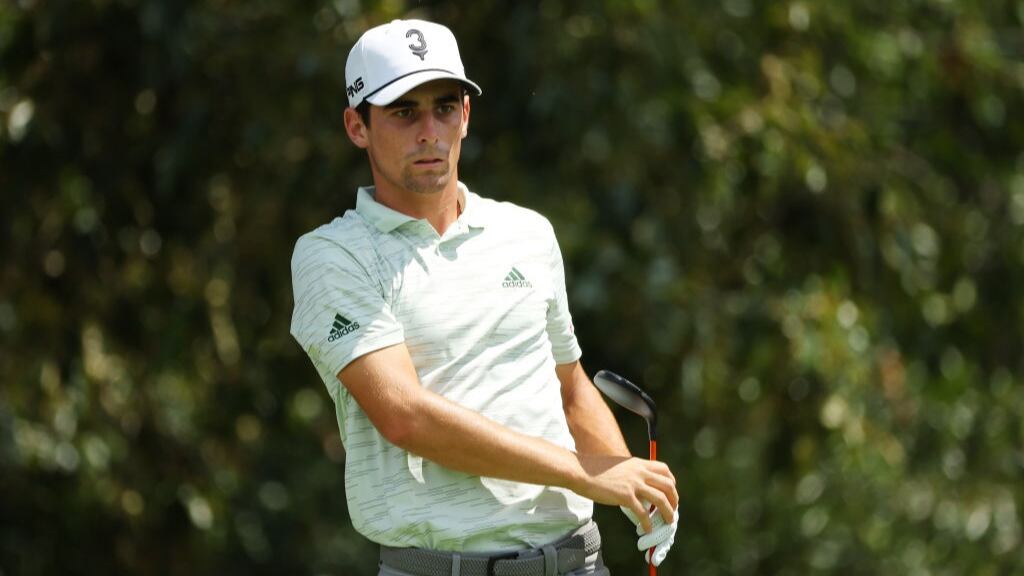 Joaquín Niemann logra un gran cierre de segunda ronda y sigue en batalla por el Tour Championship