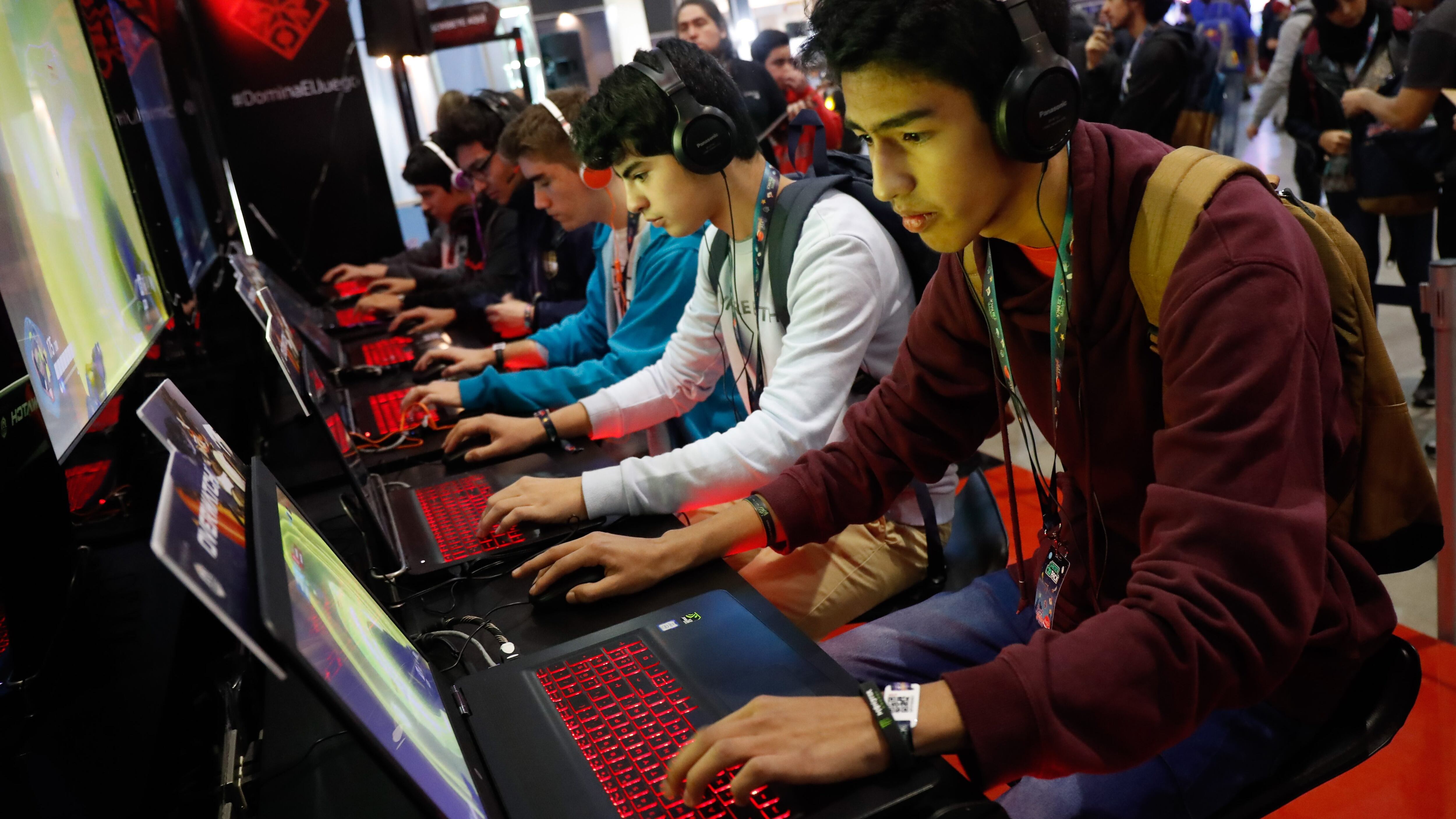 4 de Agosto del 2017/SANTIAGO Esta mañana comenzó la sexta versión de lo mejor en videojuego y cultura gamer del país, el Festigame Chile 2017, el cual se realiza desde el 4 hasta 6 de Agosto en Espacio Riesco
FOTO:FRANCISCO FLORES SEGUEL/AGENCIAUNO