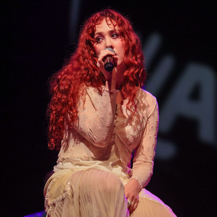 “Chappell marcó a la generación LGBT”: los fanáticos chilenos hablan de la presentación de Chappell Roan en Lollapalooza Chile 2026