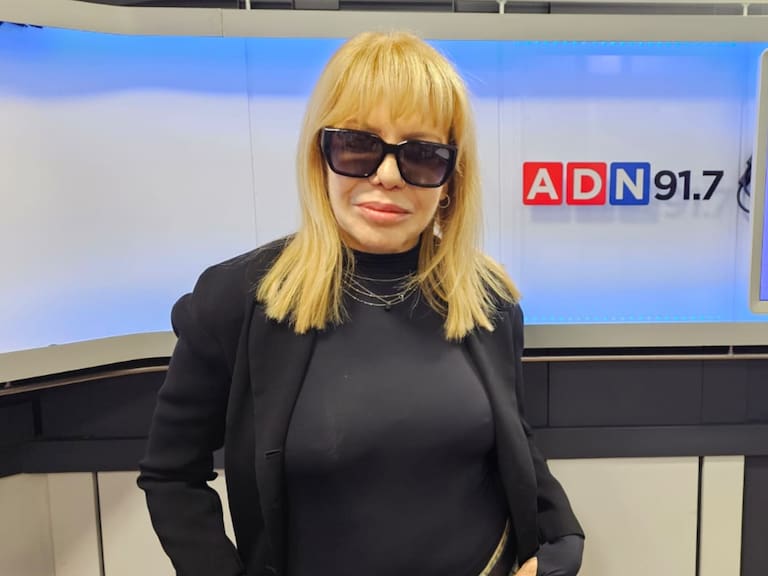 Reconocida actriz argentina Cecilia Roth detalla el arribo a Chile de “La Madre”, obra que la enfrentó a Javier Milei