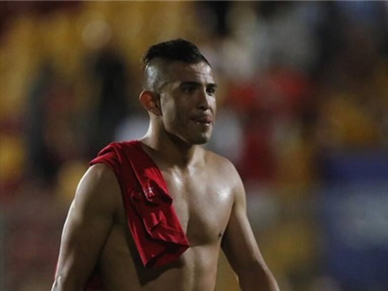 Medio peruano califica a Felipe Flores como «el imitador chileno de Cristiano Ronaldo»