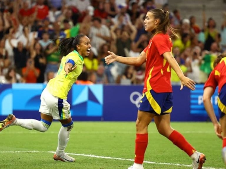 Brasil vence al actual campeón del mundo y se mete en la final del fútbol femenino en París 2024