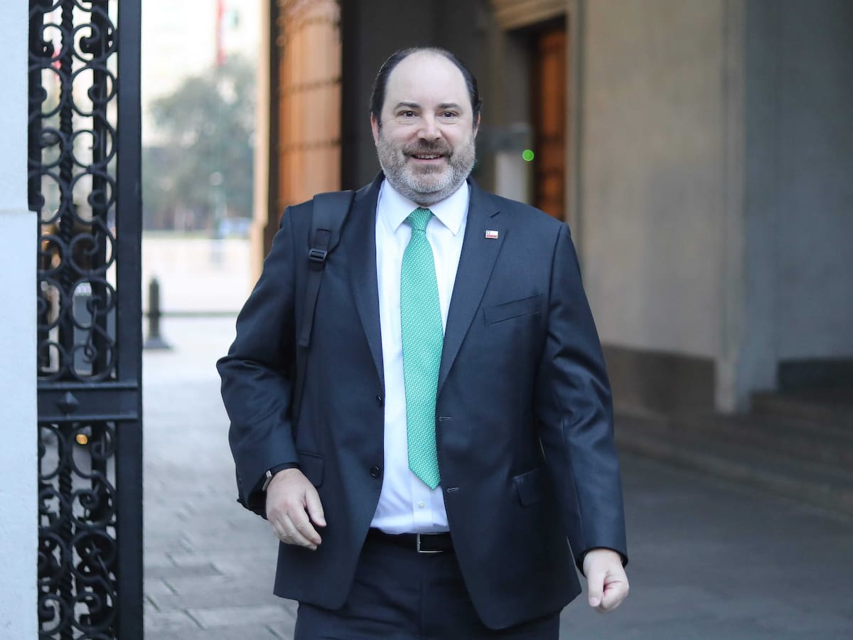 “Estamos trabajando en ello”: Gobierno prepara cambios a la Ley de 40 horas y evalúa ampliar período de cálculo de jornada laboral