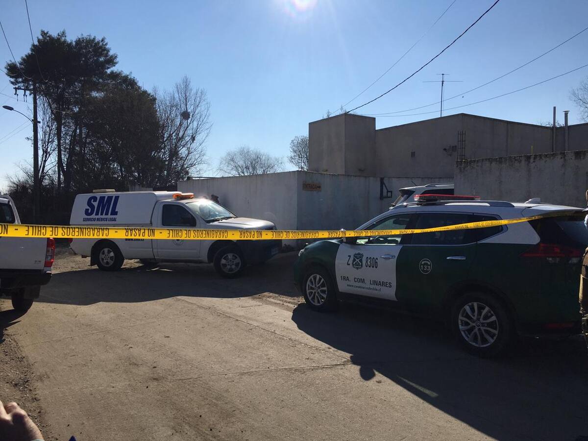 Investigan femicidio en Linares: Carabinera habría sido asesinada en motel por expolicía