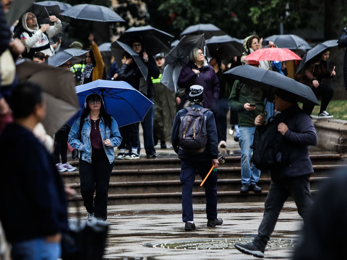 Lluvia en Santiago: revelan cuándo será el peak de las precipitaciones y la cantidad de milímetros esperados en la RM
