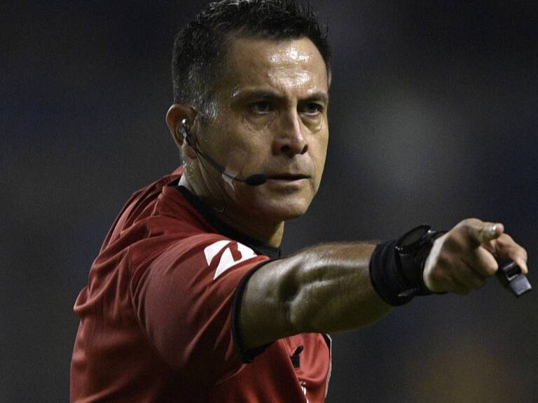 Julio Bascuñán suma su segundo partido en el VAR de Qatar 2022