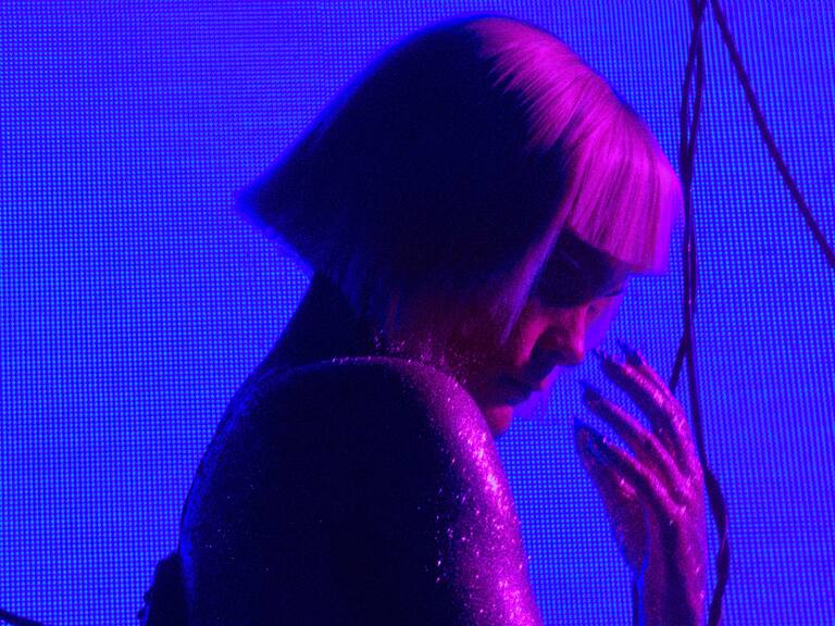 Camila Moreno lanzará «Cerca», su nuevo single y videoclip, en su primer concierto online