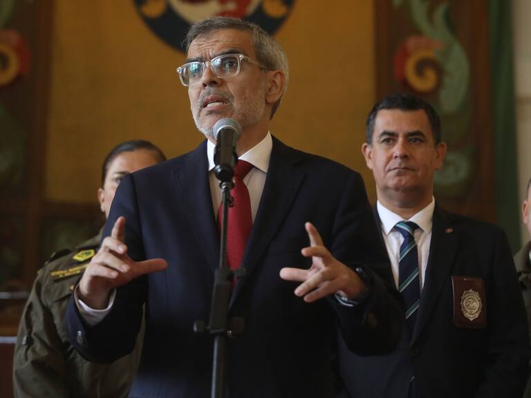 “Tenemos un problema serio”: ministro Cordero aborda últimos hechos de violencia que ha afectado a estudiantes