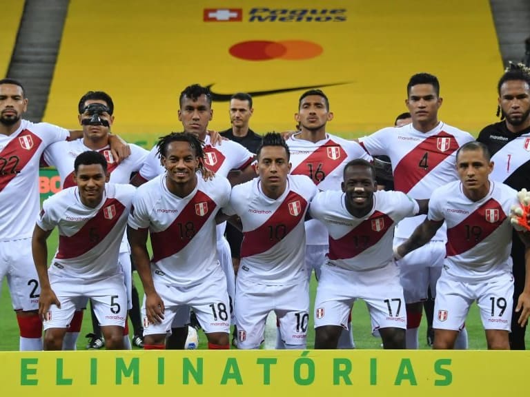 Sin André Carrillo y con Gabriel Costa: Perú entregó la nómina para enfrentar a Chile