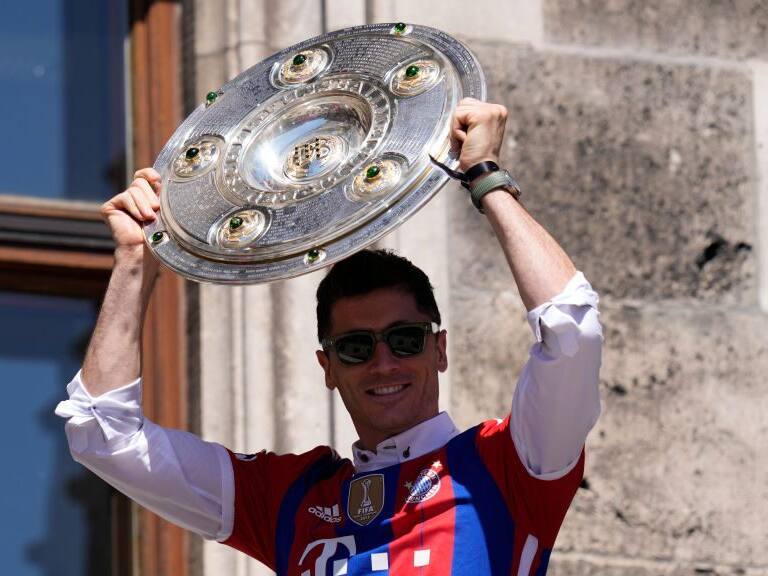 No hay chance: Presidente del Bayern Múnich insistió en que no dejarán salir a Robert Lewandowski