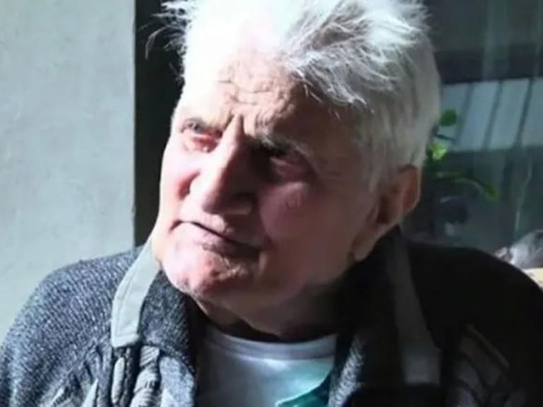 Hombre desapareció en 1991 y reapareció 30 años después con la misma ropa: esto fue lo que dijo tras volver a su casa