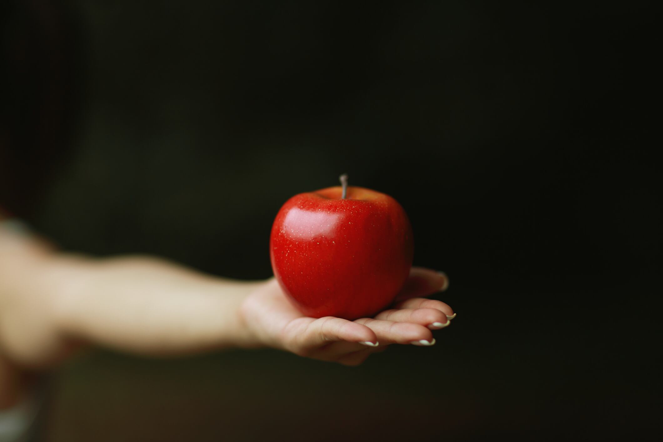 Estos son los sorprendentes beneficios de comer una manzana todos los días