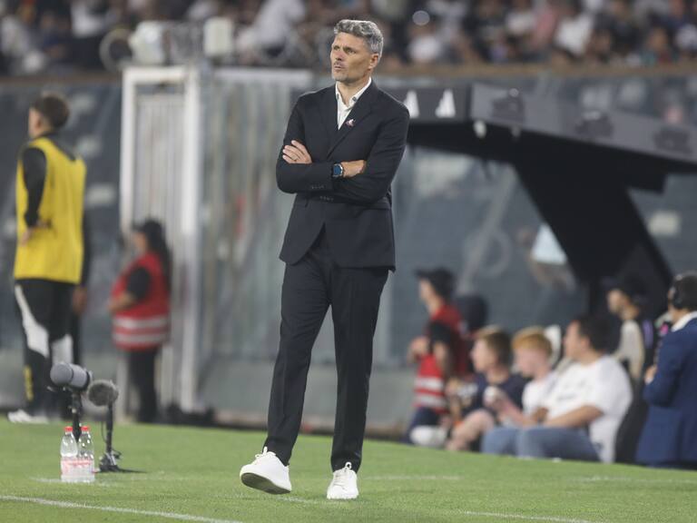 Fernando Ortiz pone paños fríos a su permanencia en Colo Colo tras golear a La Calera: “No me proyecto a un futuro”