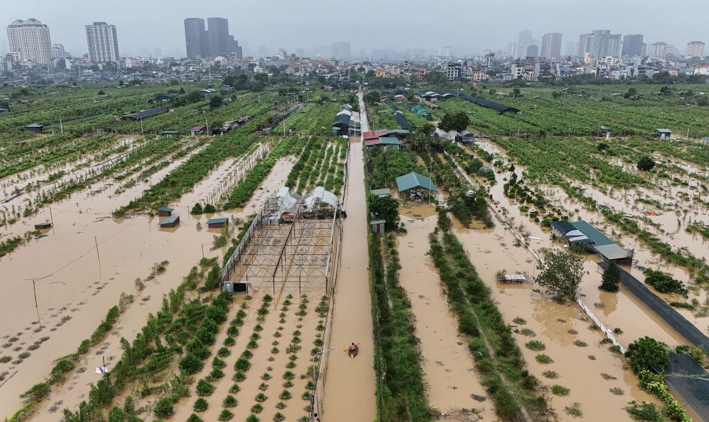 El supertifón Yagi generó graves inundaciones en Vietnam, como las zonas rurales y las cosechas en los alrededores de la capital Hanói