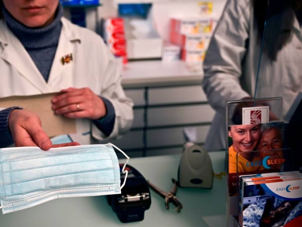 Ministerio de Salud podrá decretar el uso de mascarillas en lugares públicos por coronavirus