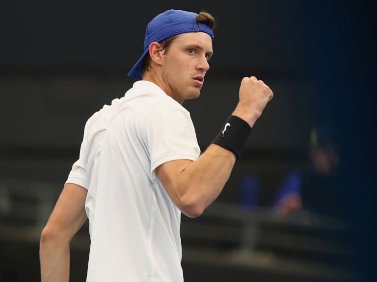 Nicolás Jarry sacó la tarea adelante y se metió en los cuartos de final del Challenger de Santiago