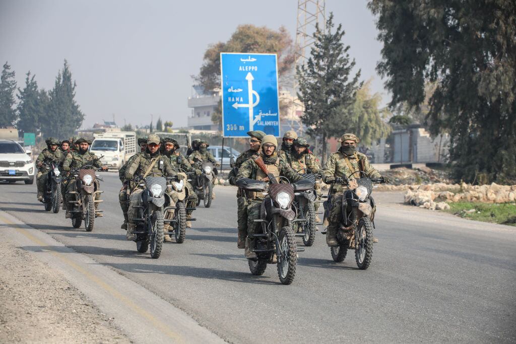 Los rebeldes armados avanzan por la provincia de Homs hacia la ciudad del mismo nombre en Siria, en su ruta hacia la capital Damasco