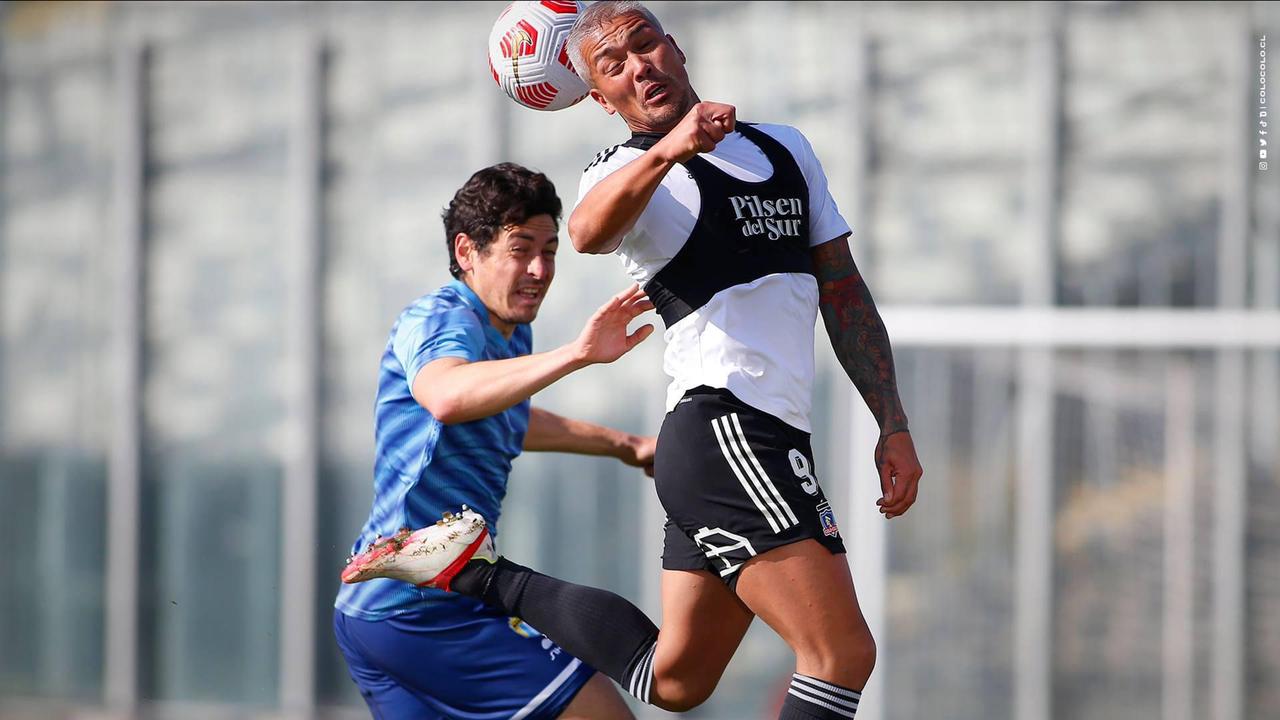 Javier Parraguez tiene opciones de tres clubes para irse de Colo Colo