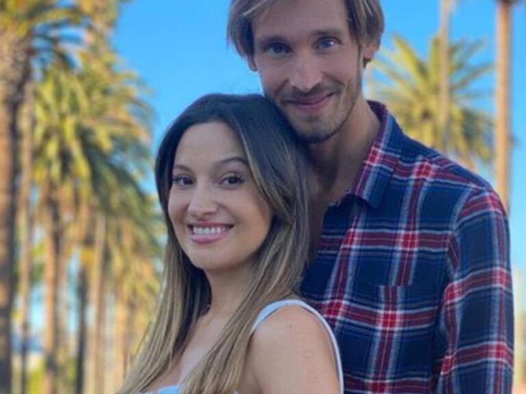 Conociendo Chile desde la guatita: Daniela Palavecino regresó a lucir su embarazo