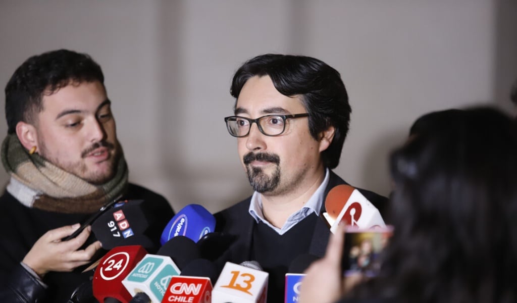 Carlos Correa por Democracia Viva