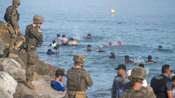 Italia suspende tratado con España que elimina los controles en las fronteras por crisis migratoria en Ceuta