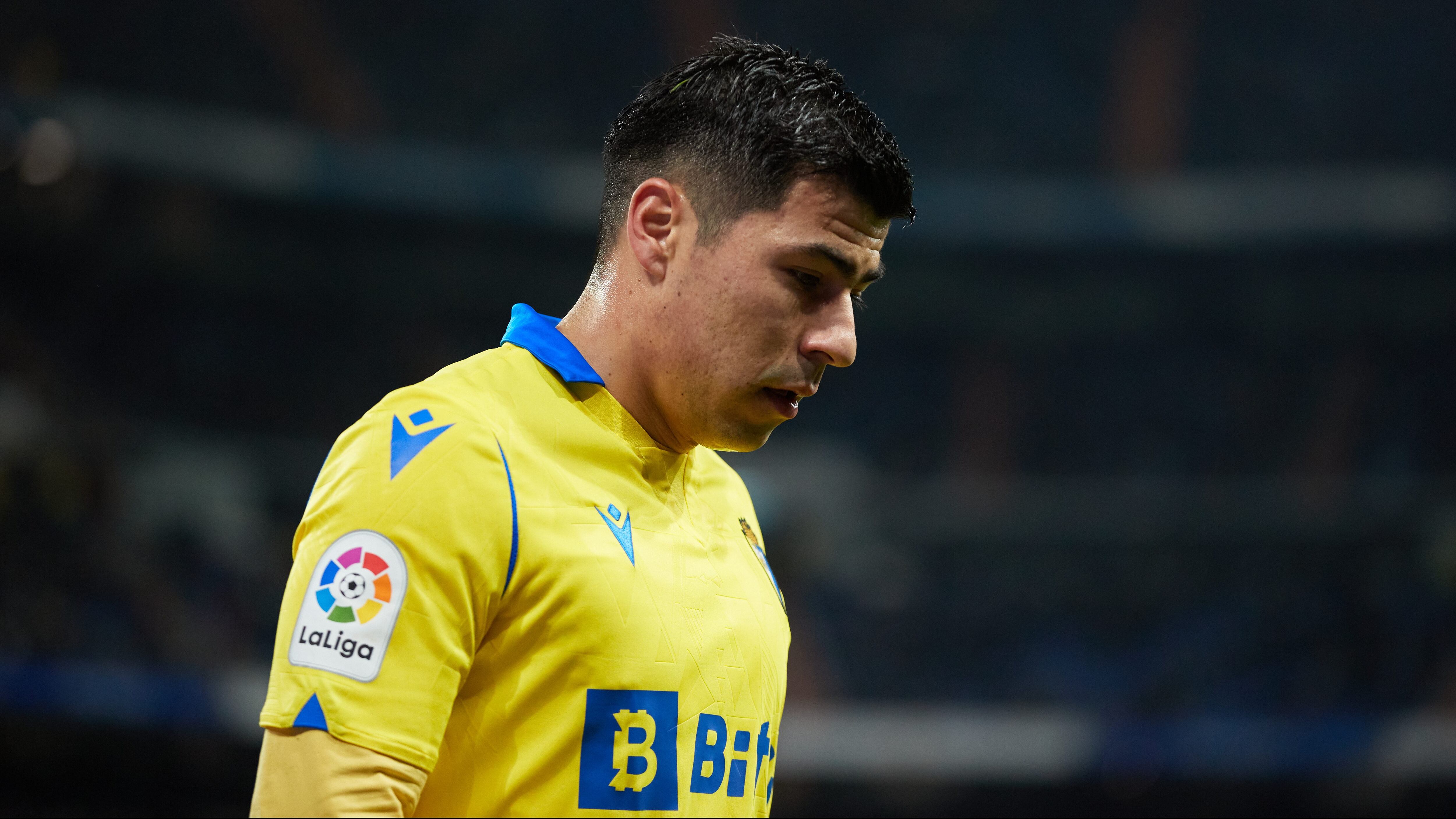 Cádiz de Tomás Alarcón sufre dura goleada y se complica con el descenso
